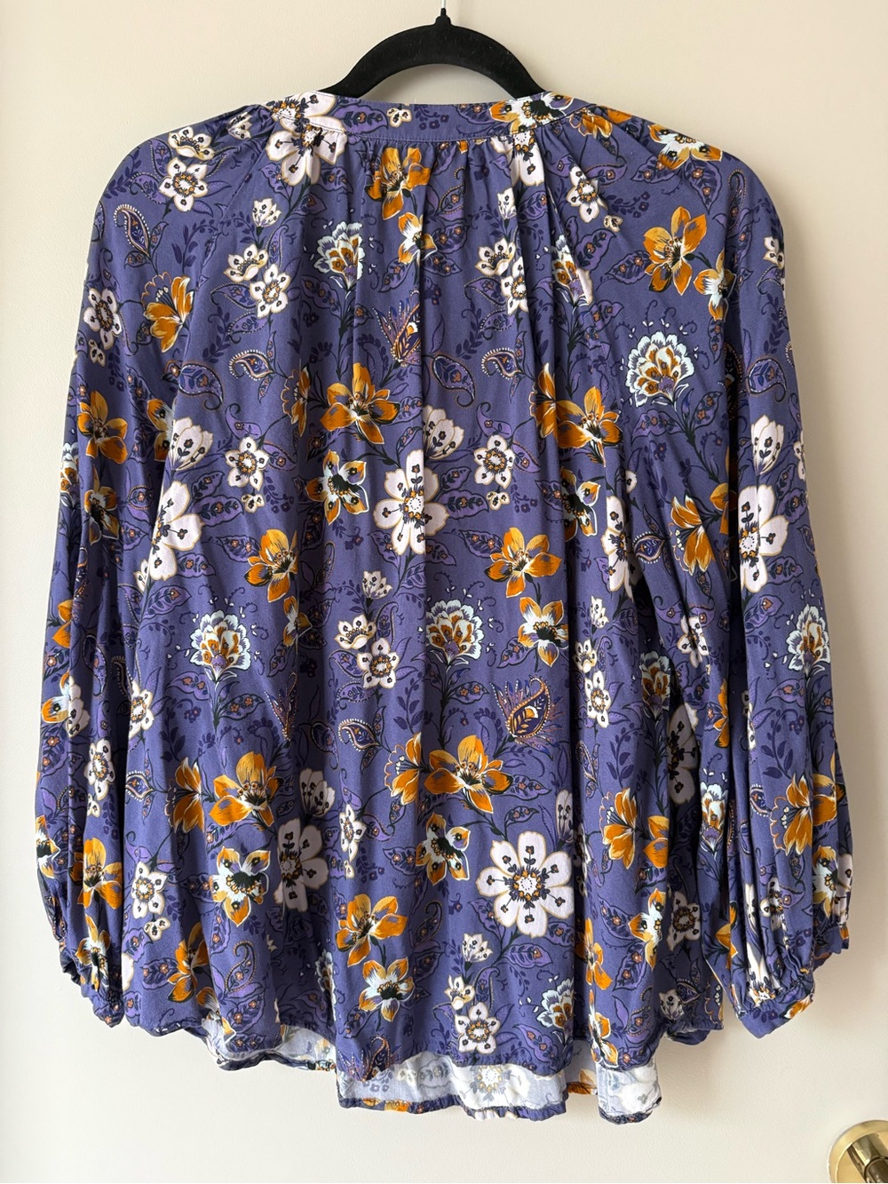 Velvet by Graham and Spencer Blouse - Picture 5 of 6